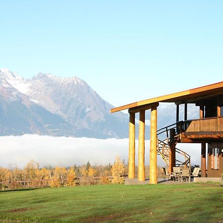 Smithers Driftwood Lodge Exterior photo