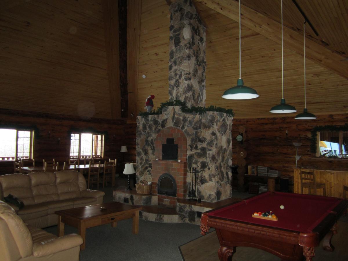 Smithers Driftwood Lodge Exterior photo